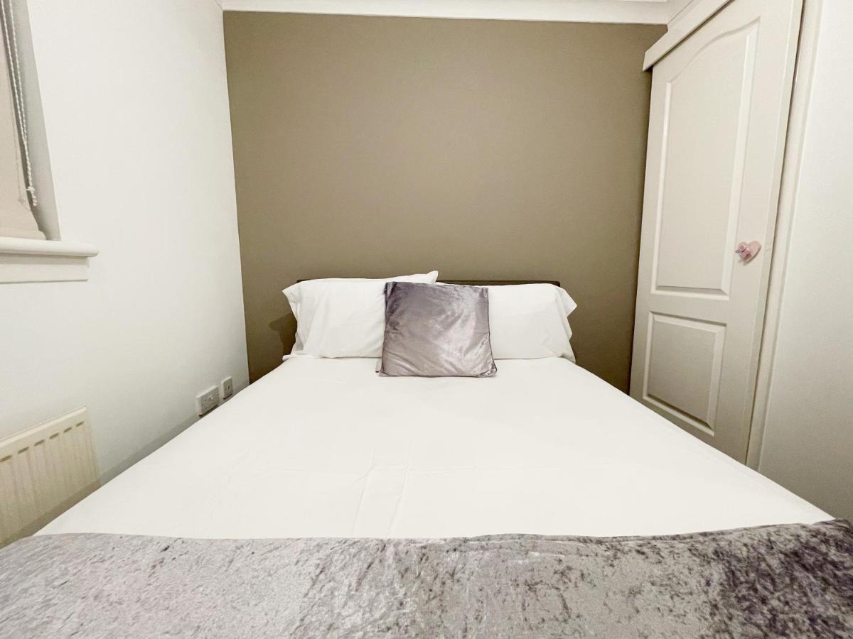 글라스고 Cozy Nights Svp Detached House 빌라 외부 사진